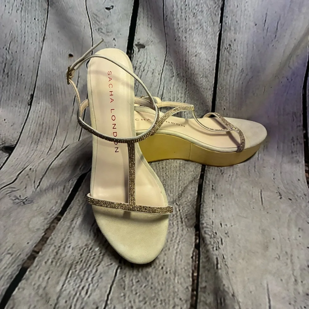 Sacha London Beige Suede Rhinestone Strap Yellow Cream Platform Wedge Sandals 10